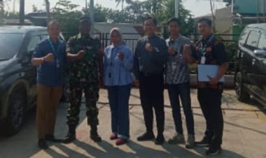 Berkibarnya Sangsaka Merah Putih Yang lusuh Dan kusam Menjadi Viral