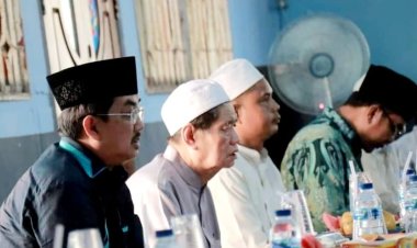 Bupati Tanjabbar Hadiri Penutupan Pengajian Kilatan Ramadan di Ponpes Al-Baqiyatush Shalihat