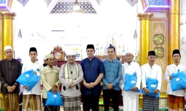 Bupati Tanjabbar Safari Ramadhan ke Masjid Nurul Iman Kualatungkal