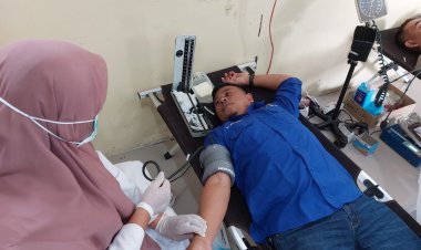 Peringati Hari Humas Polri ke-71 dan Hari Santri Nasional, Polres Aceh Barat Gelar Kegiatan Donor Darah