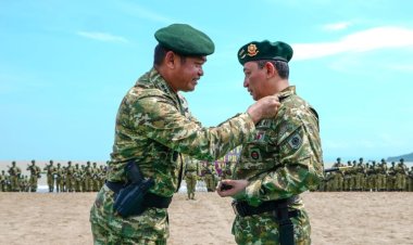 Dikukuhkan Warga Kehormatan Kostrad, Kapolri: TNI-Polri Terus Bersinergi Jaga Wibawa Negara dan Rakyat Indonesia