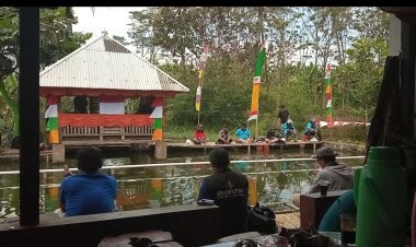 MANCING MANIA MENYAMBUT HUT RI KE 77, BERSAMA PERANGKAT DAN LEMBAGA DESA BANYURESMI