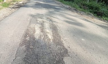 Diduga Pekerjaan Proyek Pemeliharaan Jalan Tidak Sesuai Spesifikasi