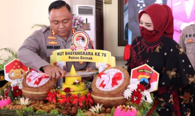 Tasyakuran Hari Bhayangkara Ke-76, Kapolres Demak Sebut Polri Akan Terus Melakukan Perbaikan Kinerja