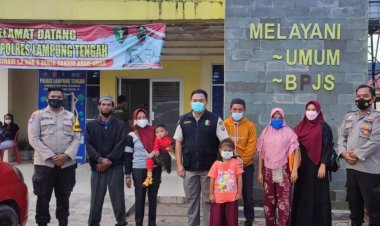 Sambut HUT  Bhayangkara Ke 76 Polres Lampung Tengah Lakukan Baksos 2 Anak Operasi Bibir Sumbing Di Polda Lampung