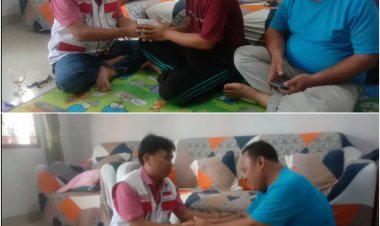 Wartawan Korban Penusukan dijenguk Ketua DPC Pejuang Bravo Lima Batu Bara