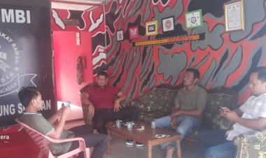 Usaha Lapak Tambal Ban Milik Warga Desa Bakauheni Dibongkar Satpol PP, Pemilik Mengadu Ke LSM GMBI