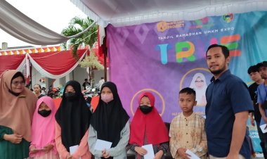 HIPMI Tanggamus Bagikan Uang Santunan dan Sembako