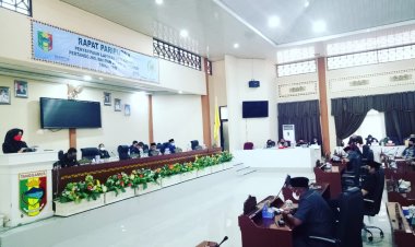 Bupati dan Wakil Bupati Tanggamus Rapat Paripurna Bersama DPRD