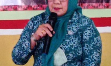 Ketua Bunda PKK Kabupaten Lamteng Di Sambut Camat Trimurjo Di Aula Kelurahan Simbarwaringin