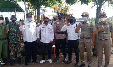 Camat Trimurjo Hadiri Melasti Umat Hindu Darma Di Kecamatan Trimurjo Dalam Rangka Menyambut Hari Raya Nyepi