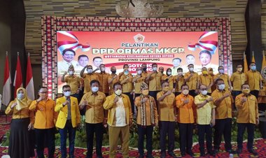 DPP MKGR Lantik Pengurus DPD MKGR Provinsi Lampung Disertai Pemberian Bantuan Nakes dan UMKM