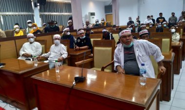 Aliansi Masayarakat Garut anti Radikalisme dan intoransi (ALMAGARI) Gelar Demo