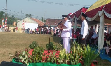 Kades Mekar Jaya Pimpin Upacara Pengibaran Sang Saka Bendera Merah Putih HUT Ke 78 Kemerdekaan RI