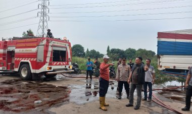 Personil Polsek Cikupa Di Terjunkan Untuk Pengaman Kebakaran Gudang Kopi Di Cibadak Cikupa