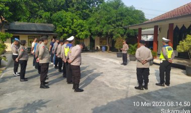 Pimpin Apel Pagi Wakapolsek Cikupa Akp Udiyano Pimpin Apel Pagi, Tetap Jaga Komunikasi Sebagai Bentuk Pimpinan Serta Anggota Untuk Tetap Siapsiaga Sispam Mako Polsek Cikupa