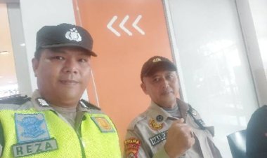 Polsek Cikupa, Bripka Reza Fajar Ariansyah Turut serta Dalam Pengamana Kamtibmas Dengan Program Polisi RW