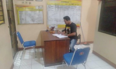 Bripka Dieko A.SH Polsek Cikupa, Jaga Tahanan,Cek Buku Mutasi Tahanan, Ruang Tahanan, Pastikan Penjagaan Tahanan Dengan Baik