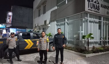 Pawas Ipda Syaiful Rusdiyansyah, SH Kanit IK bersama Anggota Polsek Cikupa Polresta Tangerang Melaksanakan Patroli Mobile