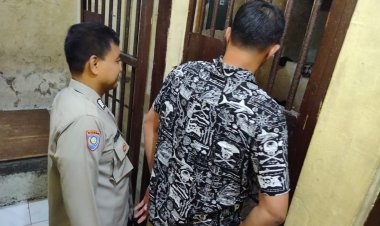 Pawas Ipda Syaiful Rusdiansyah,SH Kanit Intel Polsek Cikupa, Cek Ruang Tahanan, Pastikan Penjagaan Tahanan Berjalan Dengan Baik juga Lengkap Dan Aman