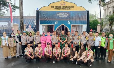 Wujud Kepedulian, Kapolresta Tangerang dan Ketua Bhayangkari Di Dampingi Kapolsek Cikupa Berikan Bantuan kepada Petugas Pospam Lebaran