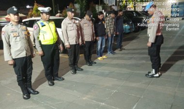 Pawas IPDA Mahdi SH , Cek kesiapan Anggota piket malam Polsek Cikupa Polresta Tangerang Gelar Apel Cipkon Tingkatkan Kewaspadaan