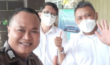 Kunjungi Warga binaannya, Polisi RW, anggota Sabhara Polsek Cikupa berikan himbauan Kamtibmas