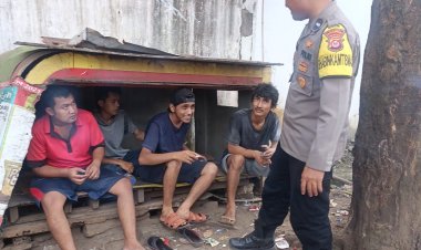 Cara Efektif Dengan Giat Sambang/DDS Bhabinkamtibmas Aipda Didi ms Mengajak Warga Binaan Tetang Kamtibmas Dan Pastikan Lingkungan Aman Kondusip