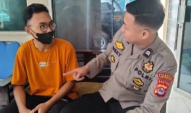 BRIPTU RISKY RAMDHANI Anggota Polsek Cikupa Giat Polisi RW Di Kelurahan Bitung Jaya Cikupa