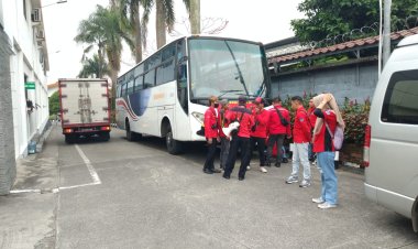 Kapolresta Tangerang Kawal Keberangkatan Massa KASBI PUK Pt. Chiluh Indonesia ke Gedung DPR RI di Jakarta dalam rangka Aksi Unjuk Rasa
