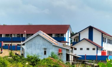 Usai Dibangun Dan Diserahkan BBWSC3, Fasilitas Toilet Siswa SDN 1 Bungur Mekar Tidak Berfungsi