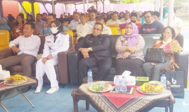 HJ INE SUSILAWATI, A.Md, Kep, SKM, MENJABAT LURAH KELURAHAN BUNDER KECAMATAN CIKUPA KABUPATEN TANGERANG