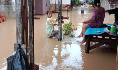 Banjir Merendam Beberapa Rumah Warga Di Kampung Jalupang 1 Desa Keusik Kecamatan Banjarsari