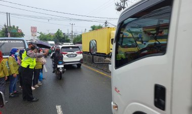 Kapolsek Cikupa Akp Imam Wahyu Pramono,S.IK, Giat Protap Gatur lalin Melalui Ipda Udi Muhdi Kanit Lantas Polsek Cikupa Polresta Tangerang Polda Banten