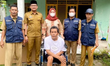Pemerintah Desa Cibadak Menerima Bantuan 15 Kursi Roda Dari Dinas Sosial Kabupaten Tangerang