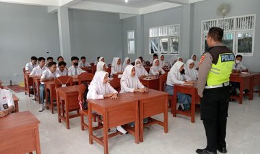 Sat Lantas Polres Metro Polda Lampung Sosialisasi Tata Tertib Berlalu Lintas di Sekolah
