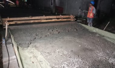 Proyek Betonisasi Peningkatan Jalan Di Kampung Ciapus Kelurahan Sukamulya Diduga Tidak Sesuai Dengan RAB