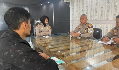 Polres Bogor Melaksanakan Jumat Curhat, Wujud Pelayanan Wadah Bagi Masyarakat Menyampaikan Keluhan Permasalahannya