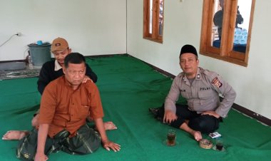 Kanit Binmas Polsek Nanggung Polres Bogor Lakukan Sambangi Ke Tokoh Masyarakat Di Wilayah Binaan