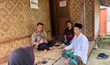 Disamping Silahturahmi Sinergi Antara Pihak Kepolisian Dengan Warga Dan Pemerintaan Desa / Kelurahan Juga Memberikan Sosialiasi Serta Himbauan Kamtibmas Terus dilakukan