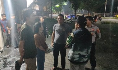 POLSEK CILEUNGSI GELAR OLAH TKP TERKAIT AKSI PENGEROYOKAN ORANG TIDAK DIKENAL