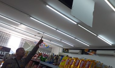 Polsek Ciampea Polres Bogor, Selidiki Aksi Pemboobolan Sebuah Minimarket di kec Ciampea kab Bogor