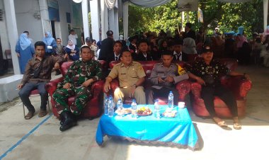 Bhabinkamtibmas Polsek Babakan Madang Polres Bogor menghadiri giat kelulusan Siswa-siswi SMP Islam Al Muttaqin desa