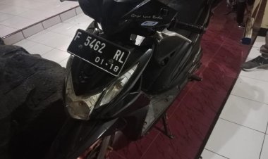 Pihak Kepolisian Polsek Parung Polres Bogor Polda Jabar Amankan Seorang Pelaku Curanmor Yang di Tangkap Warga