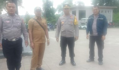 Mempererat Hubungan Silaturahmi Kapolsek Sukaraja Polres Bogor Sambangi Kepala Desa Gunung Geulis