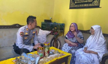 POLISI RW POLRES BOGOR SAMBANGI WARGA DESA CIPAYUNG KECAMATAN MEGAMENDUNG