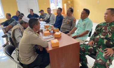 Polisi RW Polsek babakan madang Polres Bogor Sambang dan memberikan himbauan kamtibmas