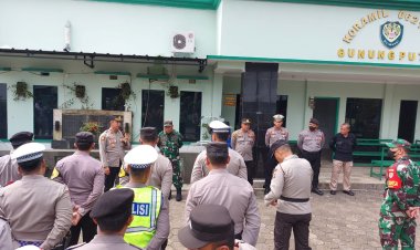 Kapolsek Gunung Putri Bersama Danramil Laksanakan Apel Konsolidasi Pengamanan Hari Buruh 1 Mei