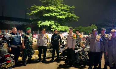 Berikan Rasa Aman Pada Masyarakat, Polsek Cibinong Polres Bogor Gelar Patroli Gabungan