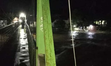 Sungai Cidurian Meluap, Warga Kampung Parungsapi desa sipak selalu waspada